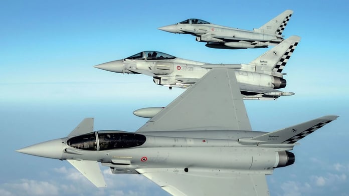 İngiltere, Ukrayna'ya Eurofighter Typhoon konuşlandırmayı düşünüyor