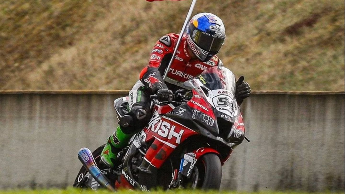 Milli motosikletçimiz Toprak Razgatlıoğlu MotoGP yarışını kazandı! Toprak Razgatlıoğlu kimdir? Toprak Razgatlıoğlu babası kimdir?