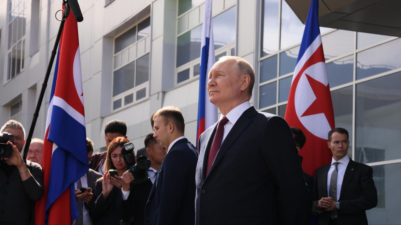 Putin: Kuzey Kore'ye Destek Devam Ediyor