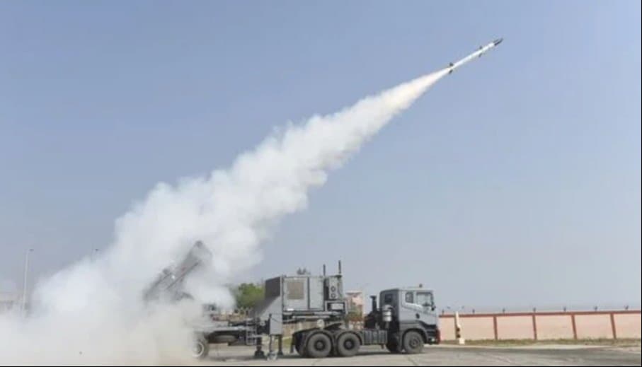 Hindistan yeni nesil Akash-NG füzesini test etti