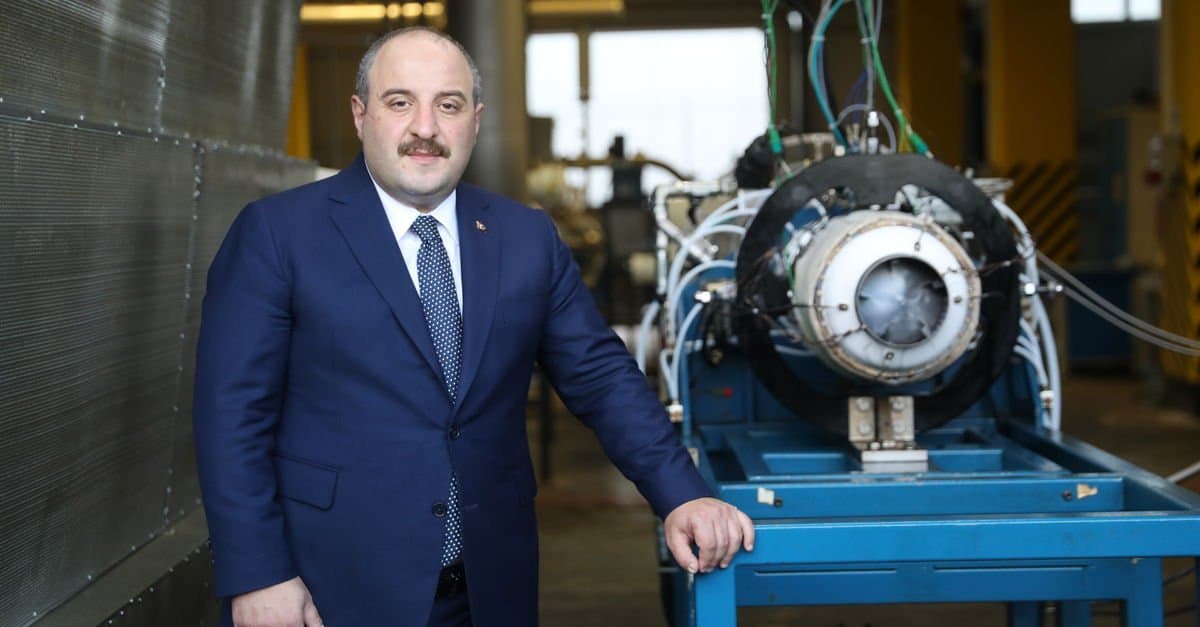 Bakan Varank: Üreterek büyümeye devam edeceğiz