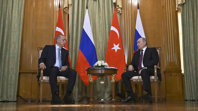 Soçi'de kritik zirve sona erdi: Cumhurbaşkanı Erdoğan ve Putin'den önemli açıklamalar
