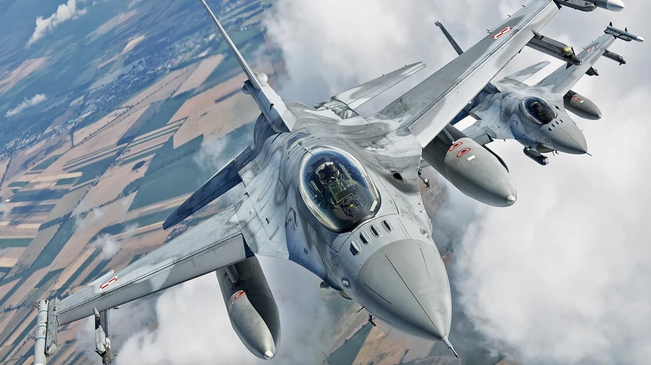 Polonya 7,3 milyar dolarlık F-16 modernizasyonu için düğmeye bastı