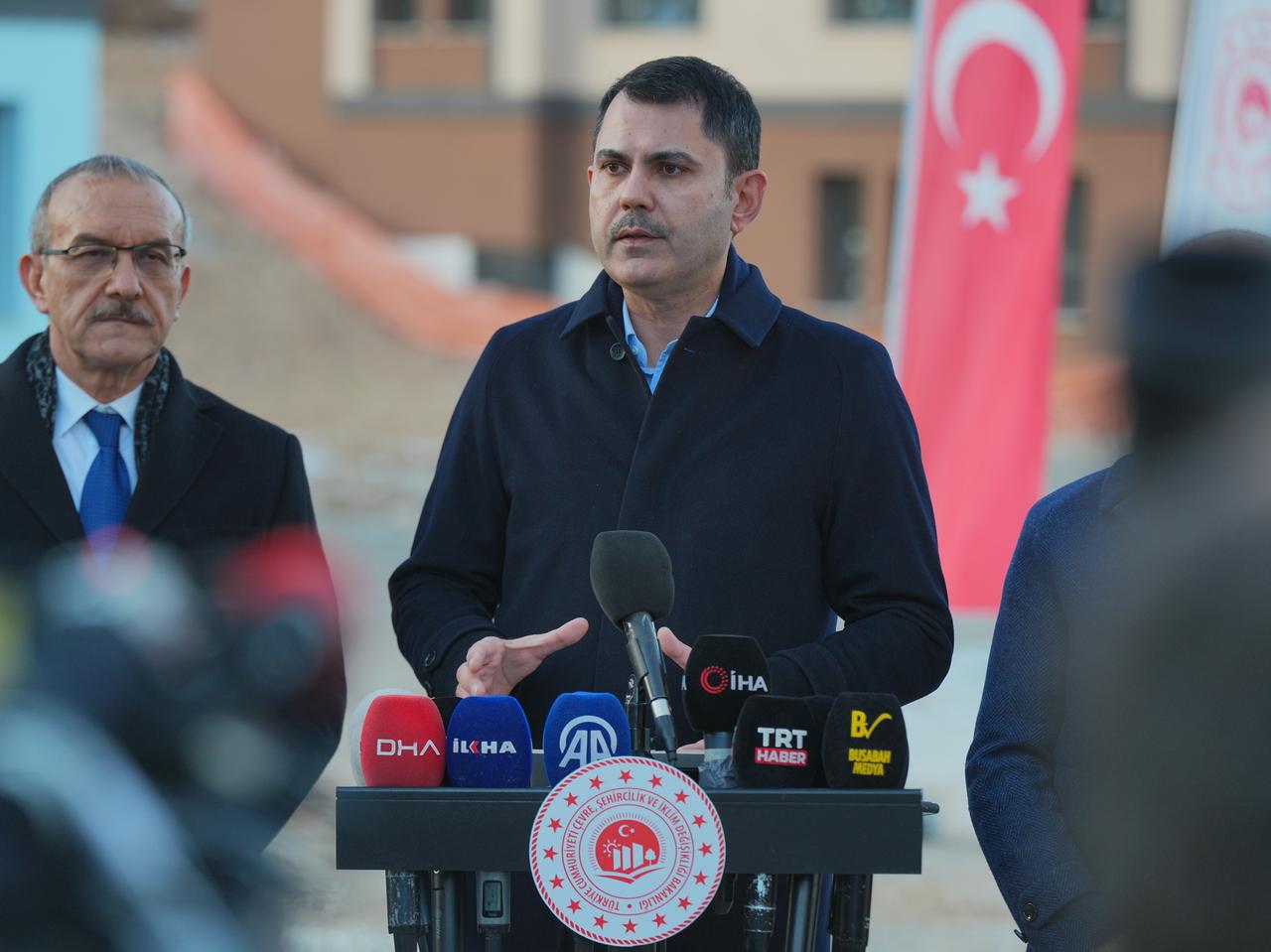 Bakan Kurum: Dar gelirli vatandaşlarımıza yeni yuva imkanları sağlayacağız