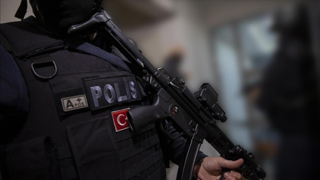 Çek ve kıymetli evrak operasyonunda 48 kişi yakalandı