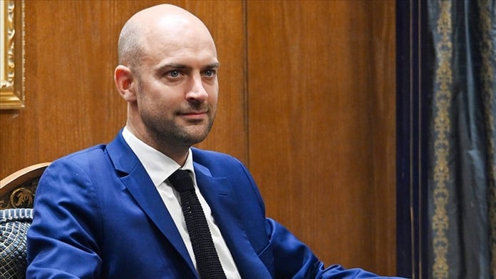 Fransa Dışişileri Bakanı: Trump ABD'nin NATO'daki mali yükümlülüklerini azaltacak