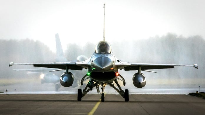 Ukrayna, Hollanda F-16'ları ile Rus hedeflerini vurabilecek