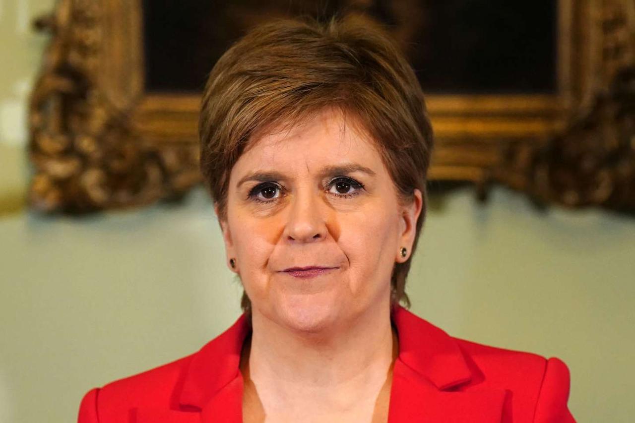 Eski İskoçya Başbakanı Nicola Sturgeon gözaltına alındı