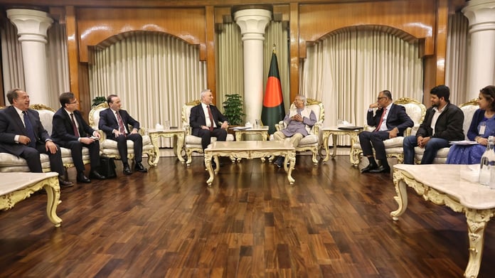 Bangladeş, savunma sanayii ve teknoloji transferinde Türkiye'den yardım istiyor