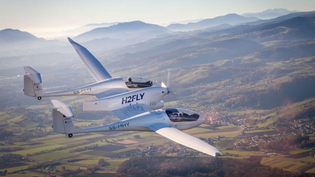 HY4, pilotlu uçuş gerçekleştirdi!