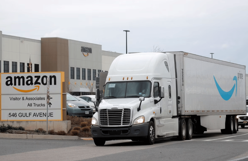 Amazon, çalışanlarını yasadışı bir şekilde tehdit etti