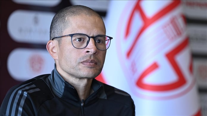 Antalyaspor, Alex de Souza ile yollarını ayırdı