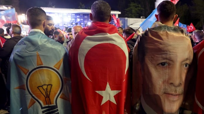 Middle East Eye: Erdoğan ilk turu zaferi ve Kılıçdaroğlu'nun U dönüşü