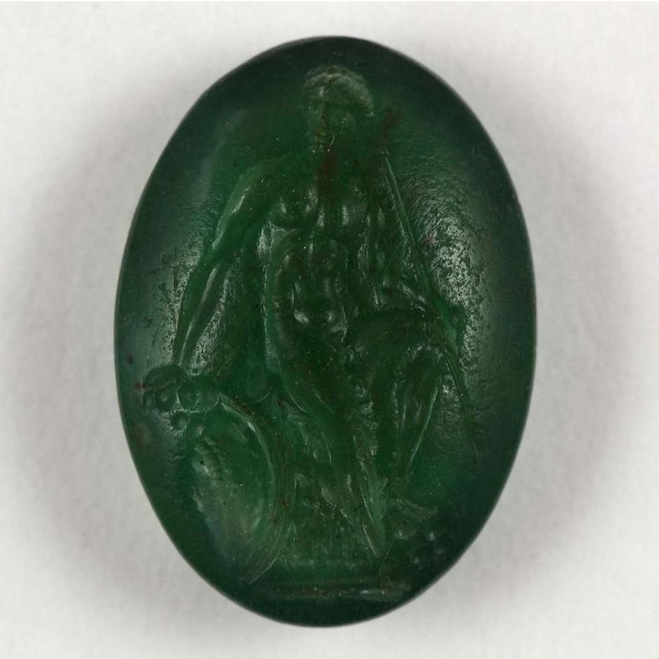 Kaybolan eşyaların arasında milattan önce 321-31 yıllarına ait olduğu bilinen bir Antik Yunan gravürü de bulunuyor. Fotoğraf / The British Museum Arşivi