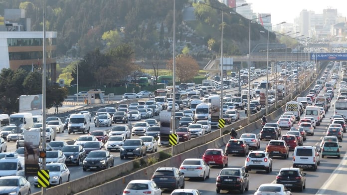Kasım ayında 182 bin 301 adet taşıtın trafiğe kaydı yapıldı