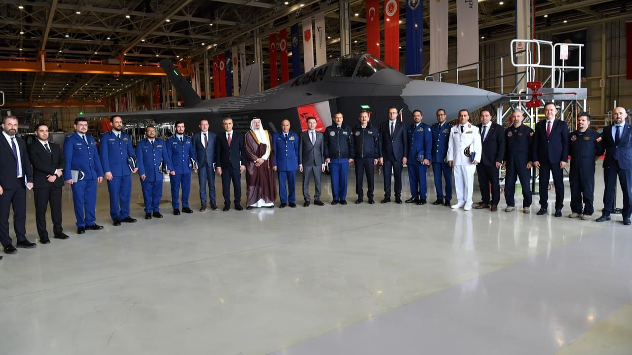 Suudi Arabistan Hava Kuvvetleri Komutanı Türk savunma sanayii şirketlerini ziyaret etti