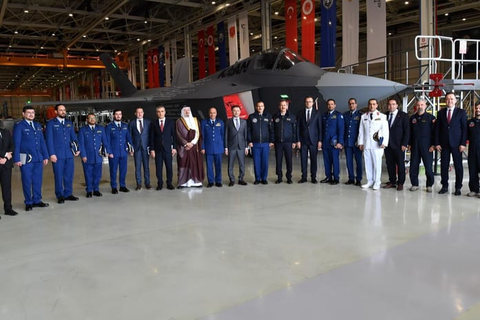 Suudi Arabistan Hava Kuvvetleri Komutanı Türk savunma sanayii şirketlerini ziyaret etti