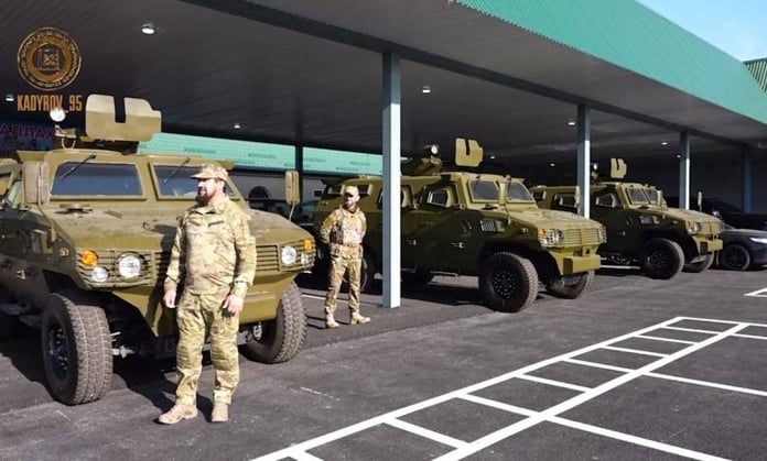 Rus ordusu, Çin yapımı arazi araçlarını teslim aldı