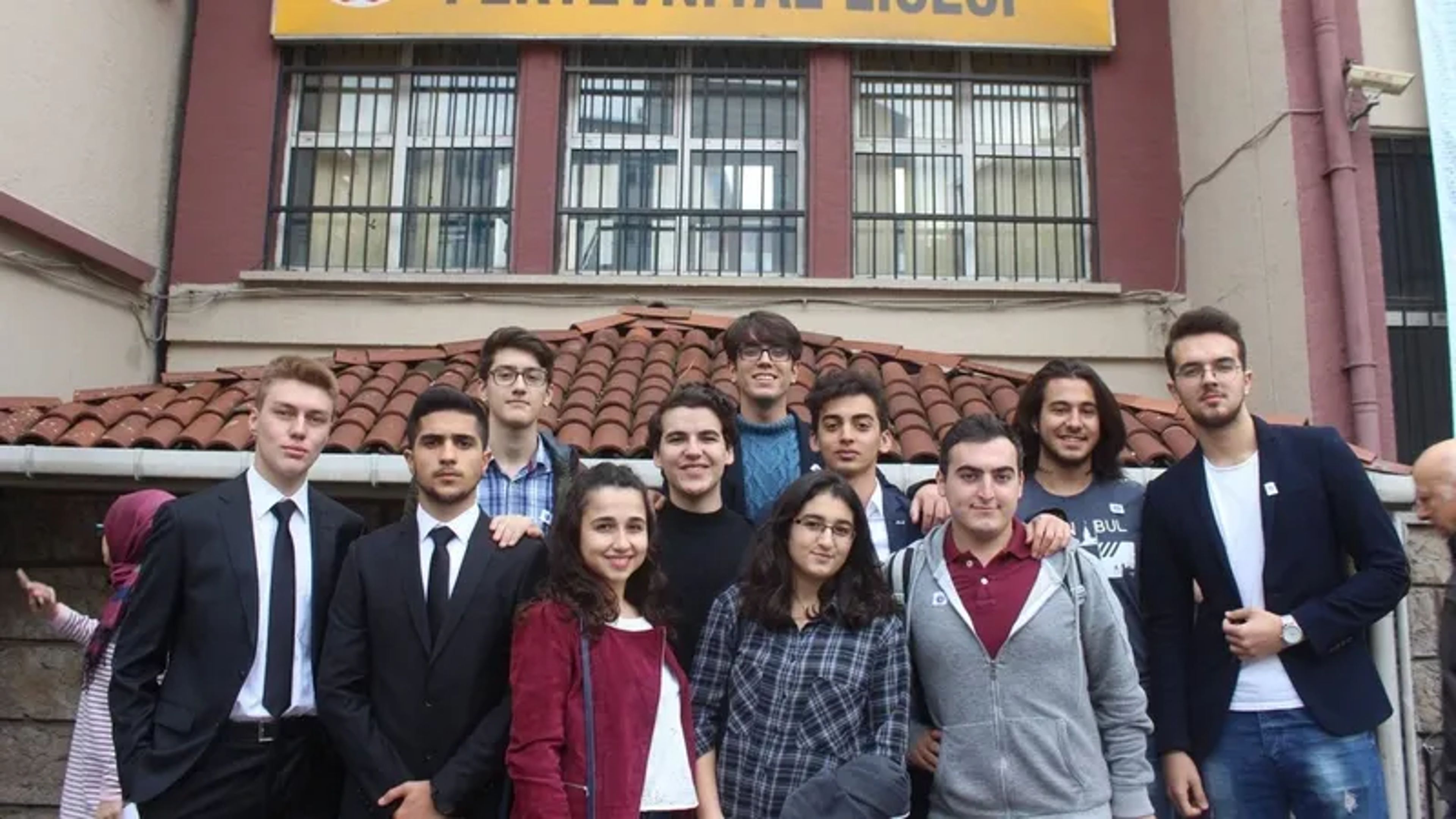 Kılık kıyafet yönetmeliği geldi | Okullarda serbest kıyafet kalktı mı?