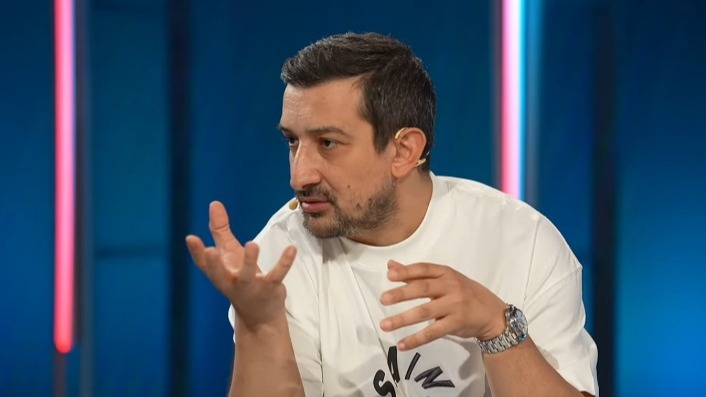 Serhat Akın’a silahlı saldırı!