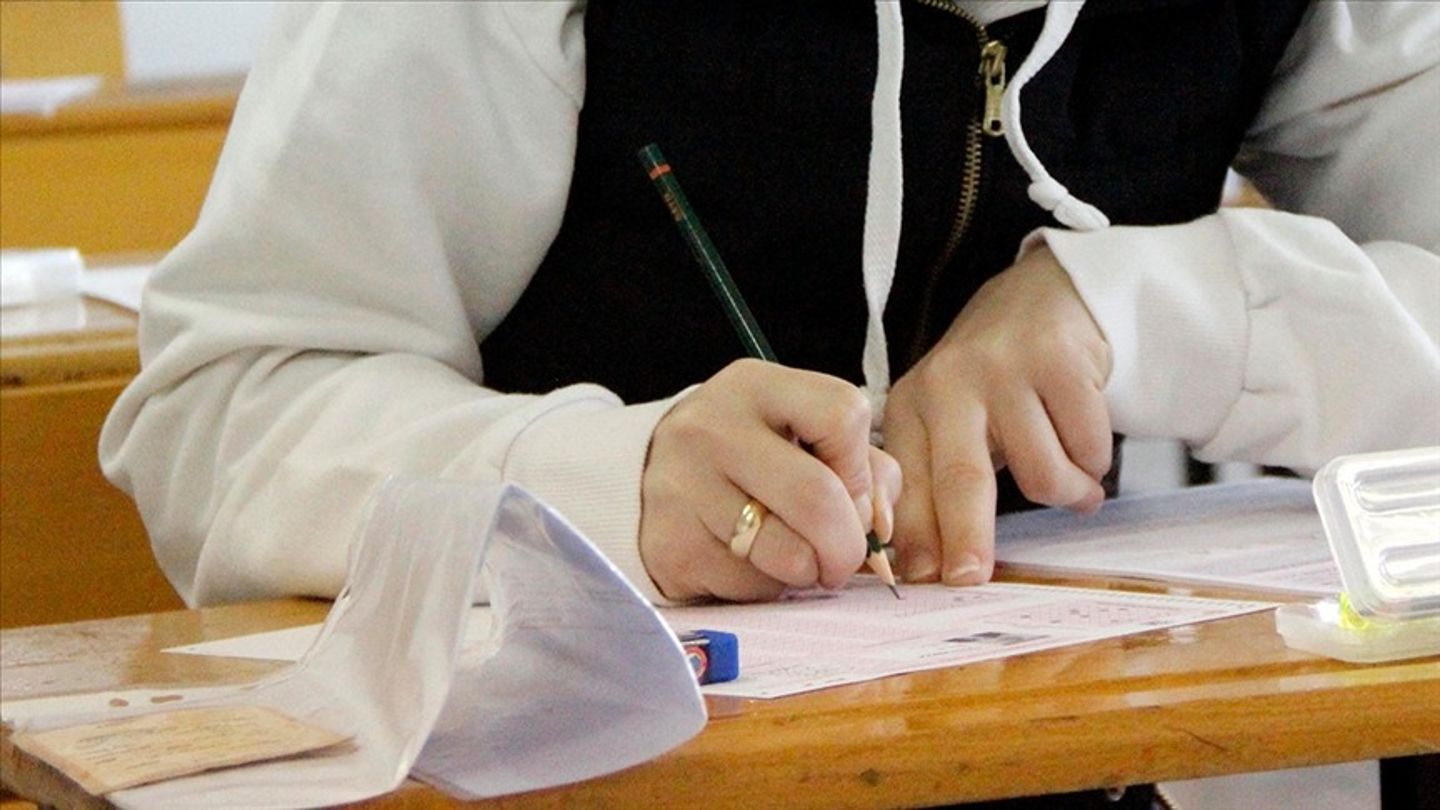 Milyonlarca öğrencinin beklentisi gerçek olacak! Ders saatleri kısalıyor mu? [İddia]