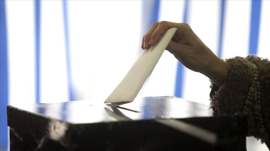 İsviçreliler referandum için sandık başına gitti