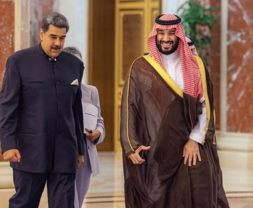Maduro, Suudi Arabistan'da Prens Selman'la Görüştü