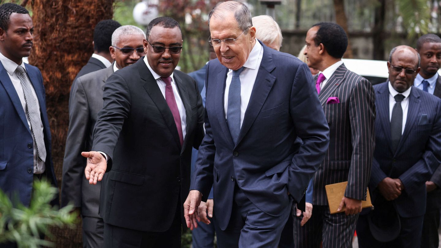 Rusya:  Sömürgeden kurtulan Afrika ülkelerine yardıma hazırız