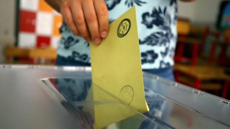 YSK, yerel seçimlere katılacak siyasi partileri açıkladı