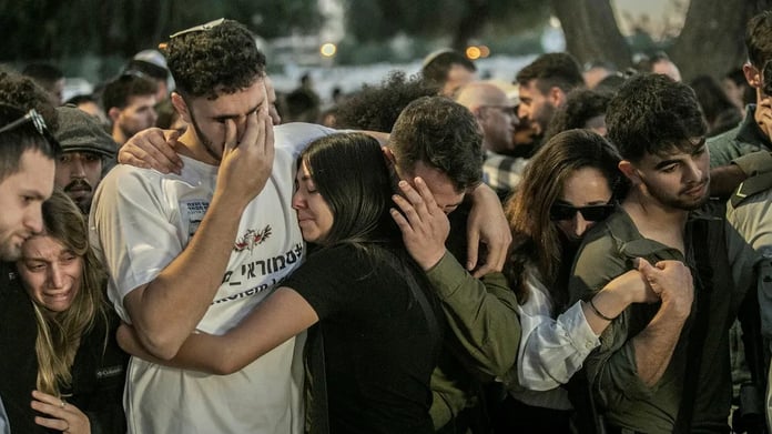 Haaretz: İsrailli psikiyatristler İngiltere'ye kaçıyor