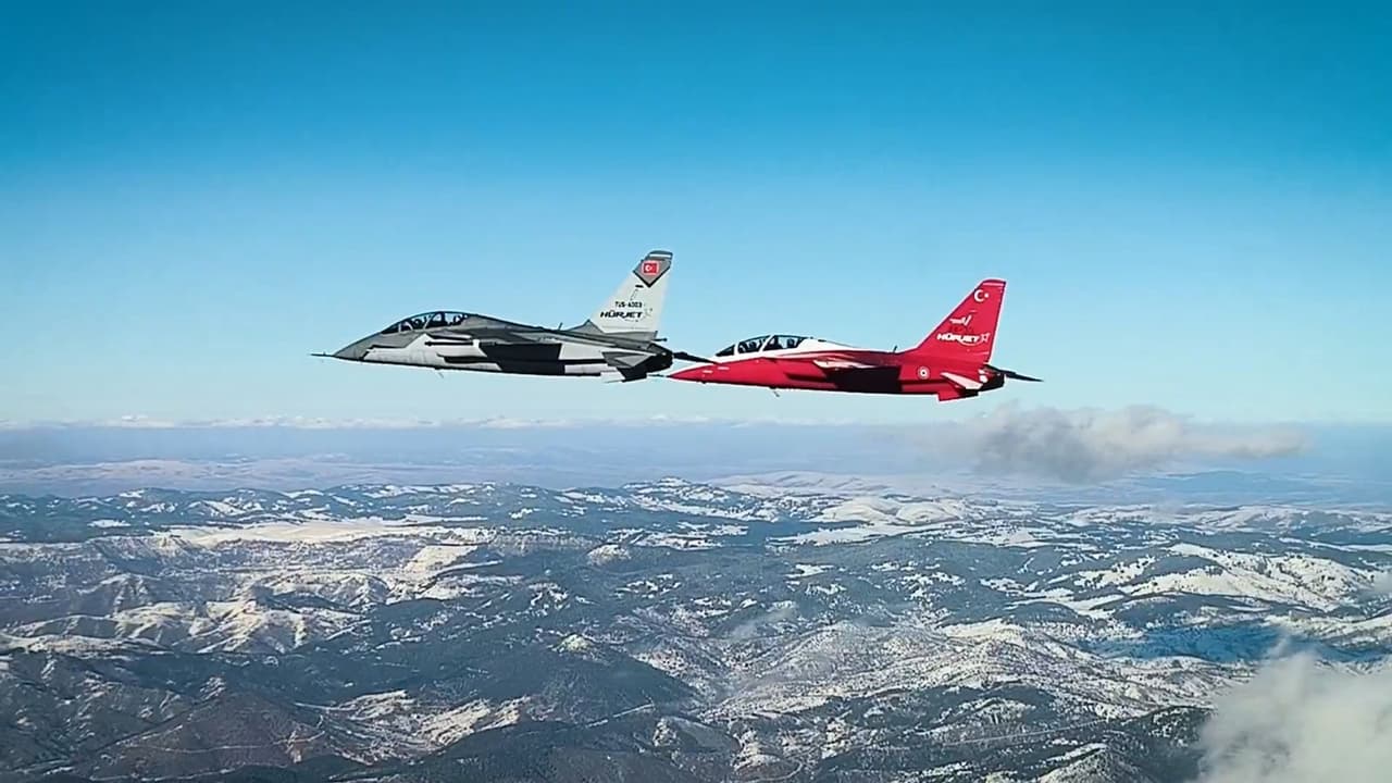 İspanya Hava Kuvvetleri Komutanı HÜRJET’le uçtu