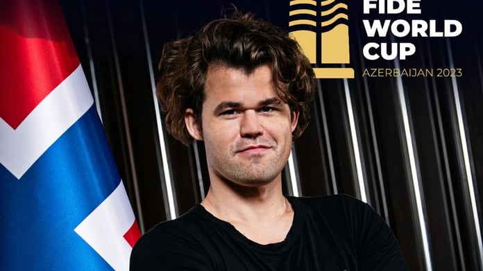 Satranç efsanesi kot pantolon giydiği için turnuvadan diskalifiye edildi