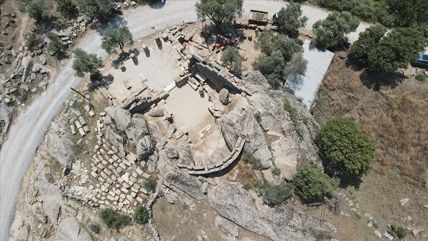 Herakleia'da 7 Mekanlı Yapı Kazıldı
