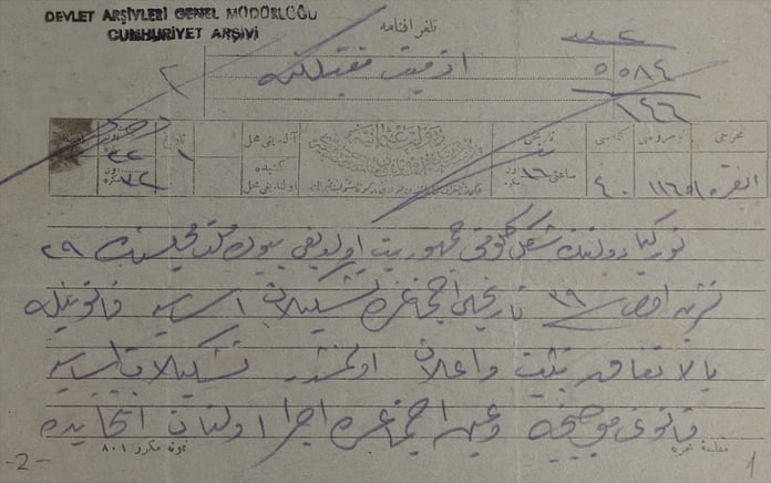 Cumhuriyet tarihine ışık tutan belgeler Devlet Arşivleri'nde