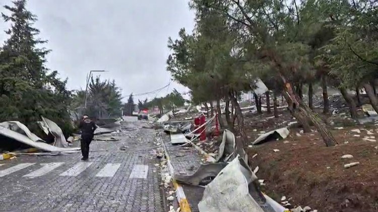 Patlamanın etkileri. Fotoğraf: İHA