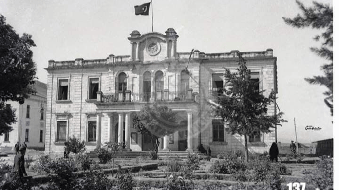 Antakya'da gerçekleşen son depremde tarihi Vilayet binası da yıkıldı