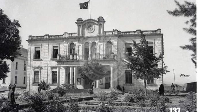 Antakya'da gerçekleşen son depremde tarihi Vilayet binası da yıkıldı