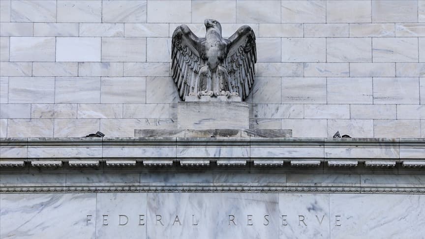 Fed, büyümeyle faiz indirimlerini erteliyorsa