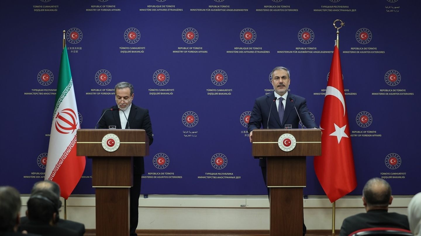 İran'ın Suriye diplomasisi: Arakçi'nin Türkiye ziyareti