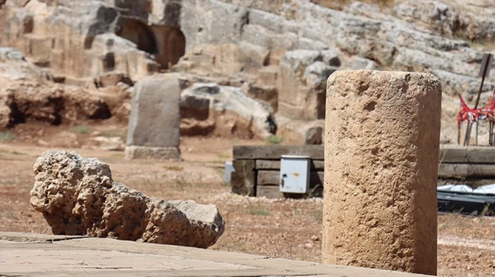 Perre'de bulunan 10 eser sergileniyor