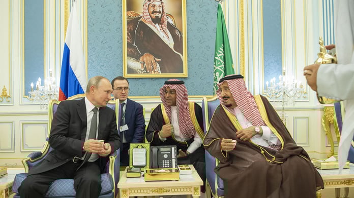 Suudi Arabistan enerji pazarında Rusya’ya nefes aldırıyor