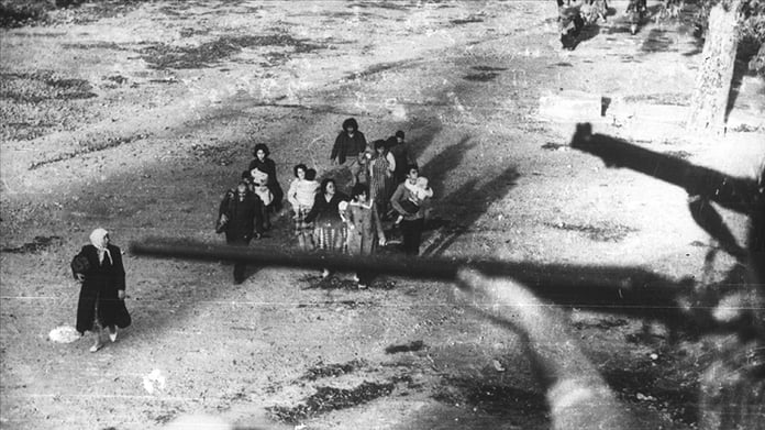 Kıbrıs'ta Rumların gerçekleştirdiği "Kanlı Noel" katliamının acıları hala taze