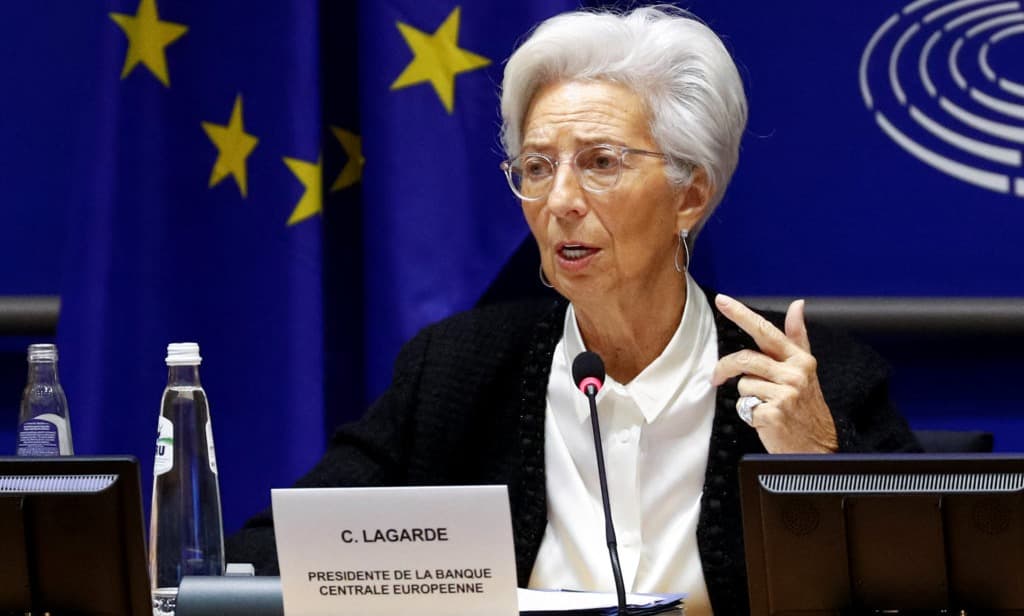 Lagarde: Faiz artış kararı güçlü bir çoğunlukla alındı