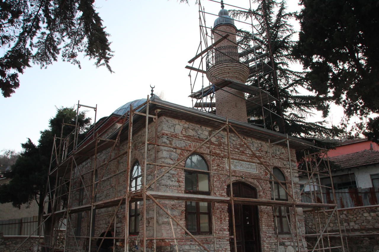 Kuyulu Mescit Yenileme Çalışmaları Başladı