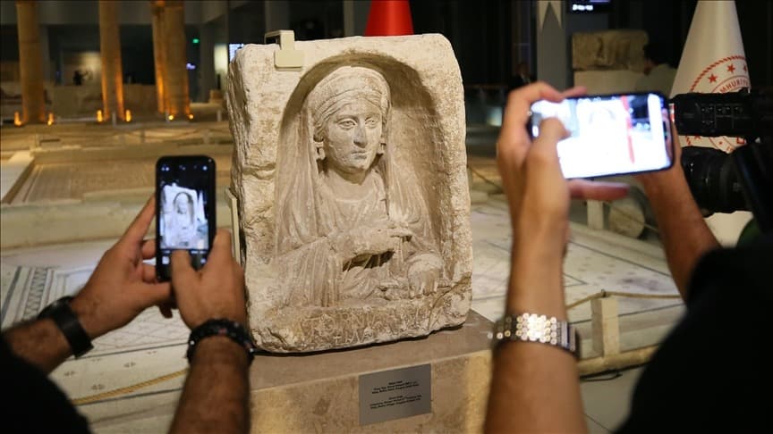 Zeugma Steli: İtalya'dan Türkiye'ye