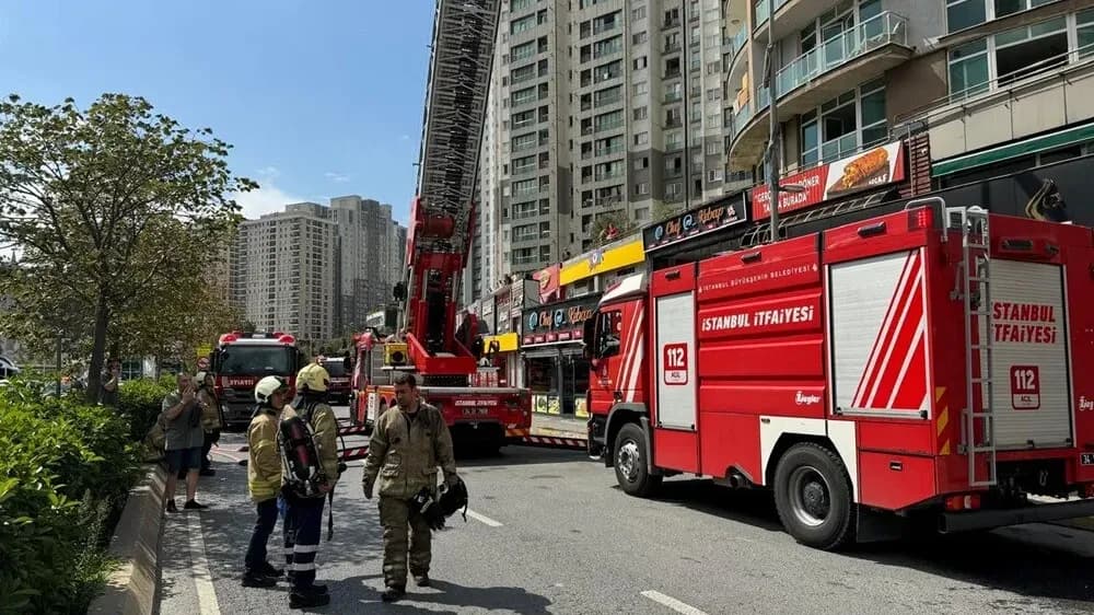 Esenyurt’ta 33 katlı binada yangın çıktı! Esenyurt yangını son durum nedir?