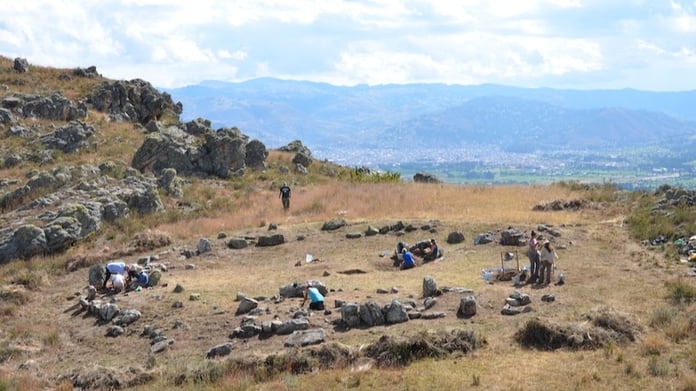 Peru’da, Amerika’nın en eski megalitik yapılarından biri keşfedildi