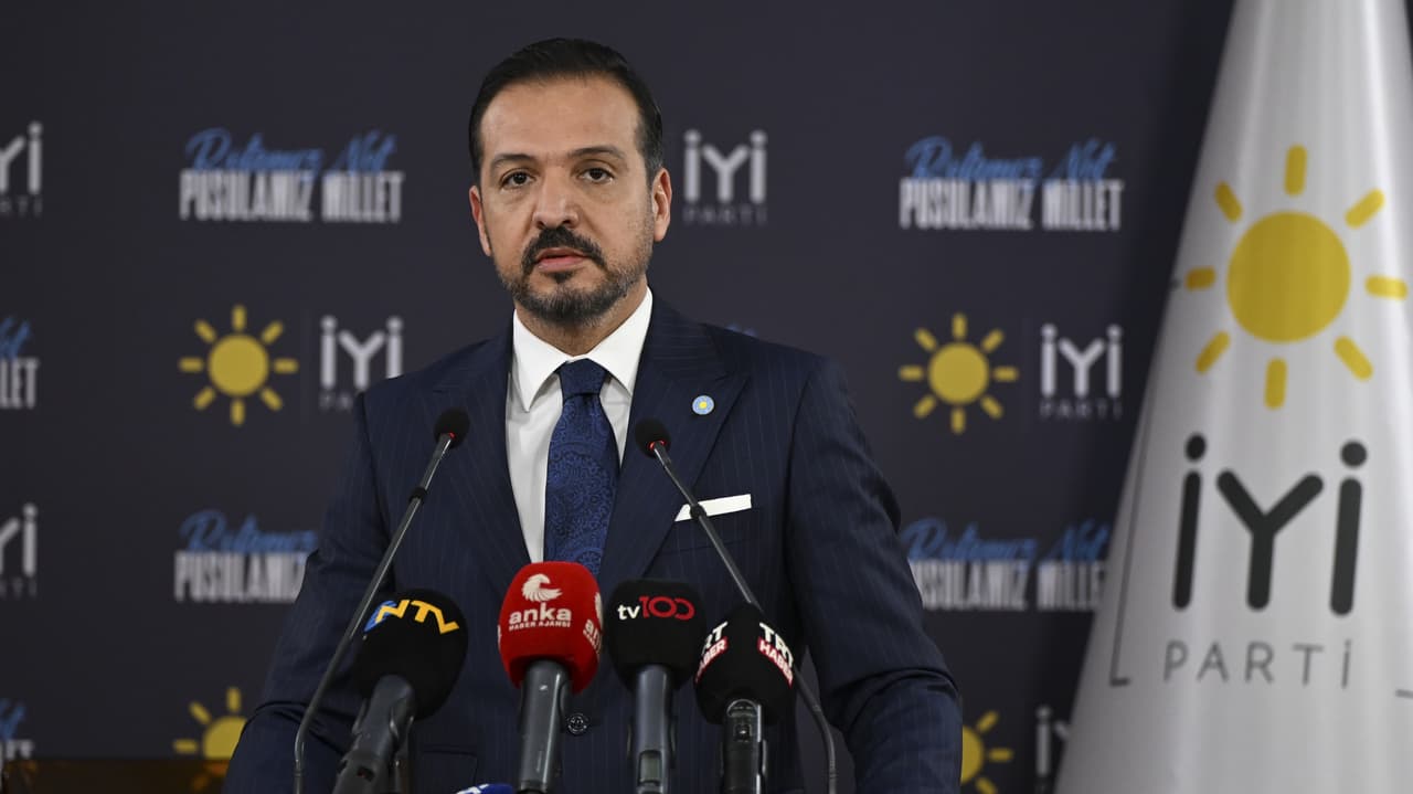 İYİ Parti Sözcüsü Kürşat Zorlu: CHP’nin tezkereye hayır deme gerekçesine katılmıyoruz