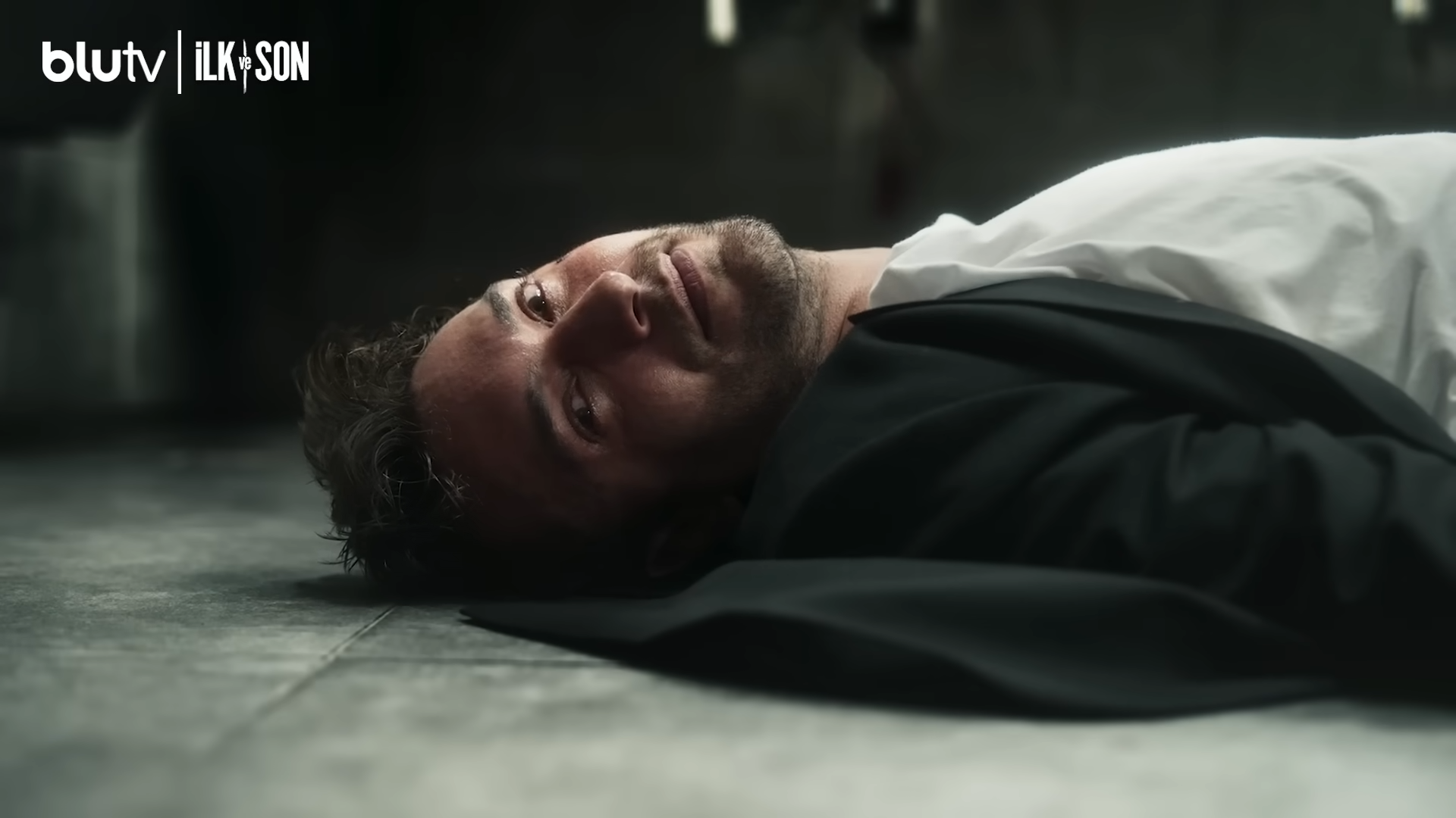 İlk ve Son hangi platformda?