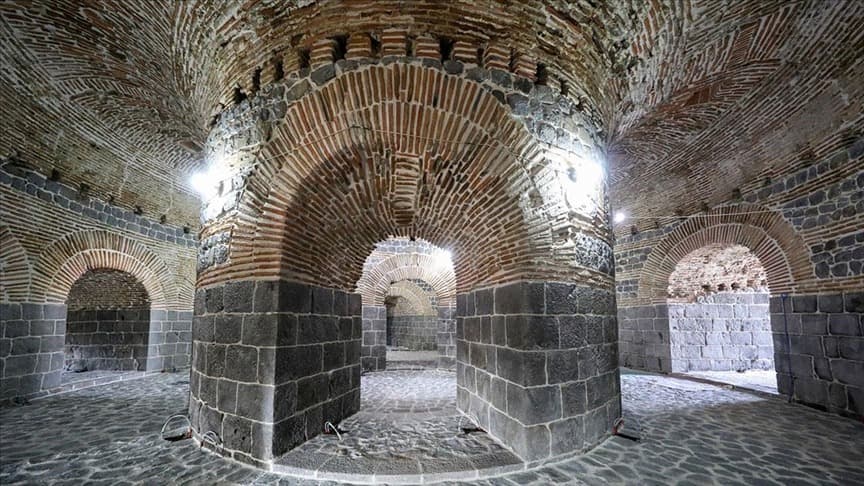 Diyarbakır Surları'nda 70 Burç Restore Edildi